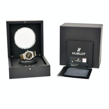 腕時計 ウブロ HUBLOT クラシック フュージョン チタニウム グリーン 542.NX.8970.LR 自動巻き メンズ 緑 バー デイト