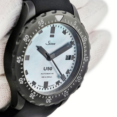 腕時計 ジン SINN U50.S.Perlmutt.S 自動巻き メンズ Uボートスチール PVD テギメント加工 ダイバーズ 4時位置リューズ 限定