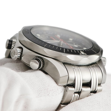 腕時計 オメガ OMEGA シーマスター ダイバー 300M コーアクシャル クロノグラフ 212.30.42.50.01.001 自動巻き メンズ デイト 黒