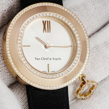 腕時計 ヴァンクリーフアーペル Van Cleef & Arpels チャーム クローバー S VCARM95000 クオーツ レディース K18PG無垢 純正ダイヤ アルハンブラ