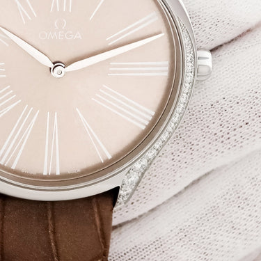 腕時計 オメガ OMEGA デ ヴィル トレゾア 428.18.39.60.13.001 クオーツ レディース 純正ダイヤ トープブラウン ローマン