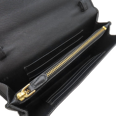 プラダ PRADA サフィアーノ メタル ショルダー ウォレット 1M1437 NERO レザー チェーンウォレット ゴールド金具 黒 SAFFIANO METAL