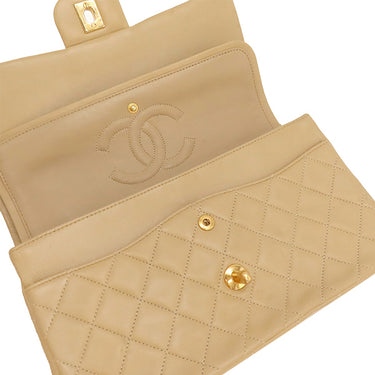 シャネル CHANEL マトラッセ 25 フラップバッグ A01112 ベージュ レザー ショルダーバッグ ゴールド金具 ダブルフラップ ダブルチェーン
