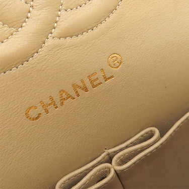 シャネル CHANEL マトラッセ 25 フラップバッグ A01112 ベージュ レザー ショルダーバッグ ゴールド金具 ダブルフラップ ダブルチェーン