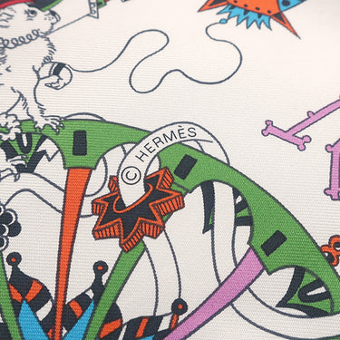 エルメス HERMES カレ90 CARRE ブルー×ホワイト×マルチカラー シルク スカーフ 【LA FOLLE PARADE/ラ フォル パラード】