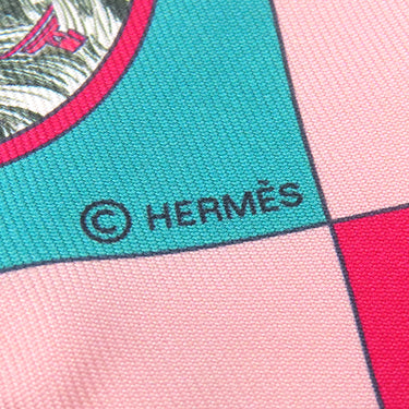 エルメス HERMES ツイリー フランボワーズ×ヴェール×ローズ シルク スカーフ 【Colliers et Chiens Plumetis/首輪と犬】