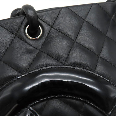 シャネル CHANEL カンボンライン ミディアム A25167 ブラック レザー エナメル トートバッグ シルバー金具 黒 ピンク キルティング ココマーク