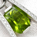 ノンブランド NON BRAND ダイヤ ペンダント プラチナシルバー Pt900 ダイヤモンド ペリドット ネックレス プラチナム ペリドット 緑 グリーン パヴェダイヤ A字型 大粒 スネークチェーン