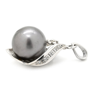 ノンブランド NON BRAND 黒蝶パール 12ｍｍ ダイヤモンド ホワイトゴールド K18WG パール ペンダントトップ 真珠 黒 シルバー 750 18金 ネックレストップ チャーム ラウンドシェイプ