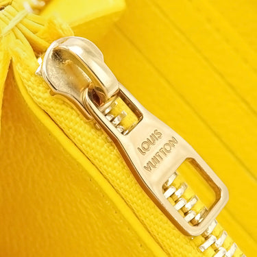 ルイヴィトン LOUIS VUITTON ジッピー ウォレット M13577 ギンコイエロー モノグラムアンプラント 長財布 ゴールド金具 黄色 ラウンドファスナー チャーム付き 日本限定