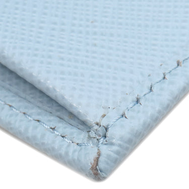 プラダ PRADA トライアングルロゴ ライトブルー レザー 二つ折り財布 シルバー金具 コンパクトウォレット 三角ロゴ