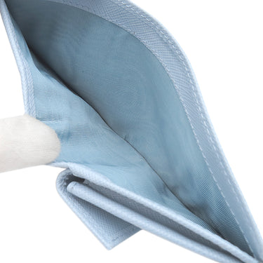 プラダ PRADA トライアングルロゴ ライトブルー レザー 二つ折り財布 シルバー金具 コンパクトウォレット 三角ロゴ