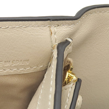 クロエ Chloe アルファベット コンパクトウォレット ベージュ×アイボリー レザー 三つ折り財布 ゴールド金具 バイカラー チャームなし