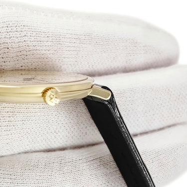 腕時計 ヴァシュロン・コンスタンタン VACHERON CONSTANTIN エッセンシャル 31039/000J-3 手巻き メンズ レディース K18YG無垢 ローマン