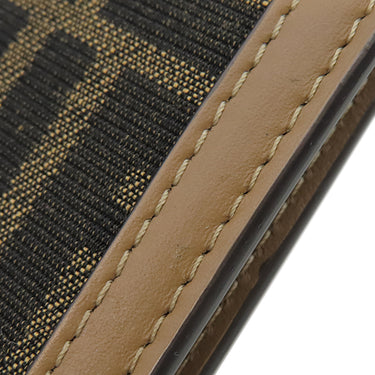 フェンディ FENDI ピーカブー フォンケース 7AS156 ブラウン ファブリック レザー ショルダーバッグ シルバー金具 茶 ズッカ柄