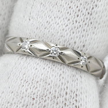 シャネル CHANEL マトラッセ プラチナシルバー Pt950 #45 リング 指輪 プラチナム 3P 3石 3粒 ダイヤ キルティング スモールモデル ピンキー 5号