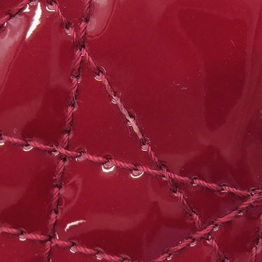 クリスチャン・ディオール Christian Dior レディディオール ロータス ウォレット S0181OVRB_M323 チェリーレッド カーフ 三つ折り財布 ゴールド金具 赤 チャーム付き