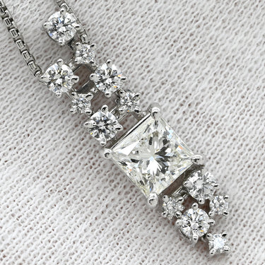 TASAKI TASAKI ダイヤ ペンダント プラチナシルバー Pt900 ダイヤモンド Pt850(チェーン) ネックレス プラチナム プリンセスカット スクエア ドロップ ムービング