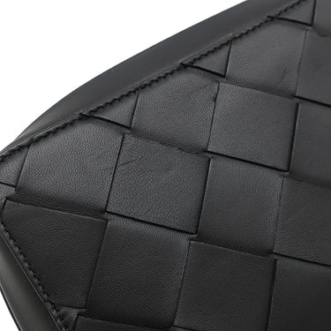 ボッテガヴェネタ BOTTEGA VENETA マキシ イントレチャート ブラック レザー ポーチ マットブラック金具 黒 セカンドバッグ クラッチバッグ トラベルポーチ