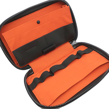 ボッテガヴェネタ BOTTEGA VENETA マキシ イントレチャート ブラック レザー ポーチ マットブラック金具 黒 セカンドバッグ クラッチバッグ トラベルポーチ