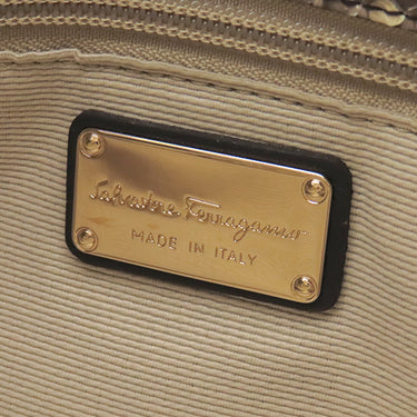 サルヴァトーレ・フェラガモ Salvatore Ferragamo パイソン チェーンショルダー ベージュ ファブリック パイソン トートバッグ ゴールド金具 肩掛け