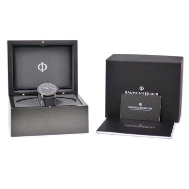 腕時計 ボーム&メルシエ BAUME&MERCIER クラシマ M0A10780 クオーツ メンズ 新品同様 ブラックADLC加工 ブルー 青 デイト ローマン バー