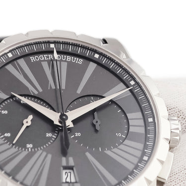 腕時計 ロジェデュブイ ROGER DUBUIS エクスカリバー 42 クロノグラフ DBEX0387 自動巻き メンズ グレー デイト スモールセコンド