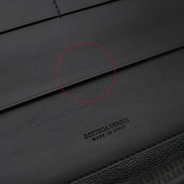 ボッテガヴェネタ BOTTEGA VENETA イントレチャート 二つ折り ウォレット 577559 V47W1 1275 ブラック カーフ 長財布 マットブラック金具 黒 フラップ式