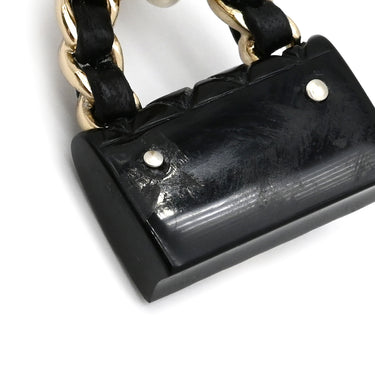 シャネル CHANEL マトラッセバッグ モチーフ フープ ABA009 ブラック×ゴールド GP レジン ピアス シャンパンゴールド金具 ココマーク CCマーク