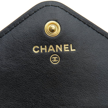 シャネル CHANEL シェブロン Vステッチ ブラック レザー ラムスキン チェーンウォレット ゴールド金具 チェーンショルダー CCボタン 黒