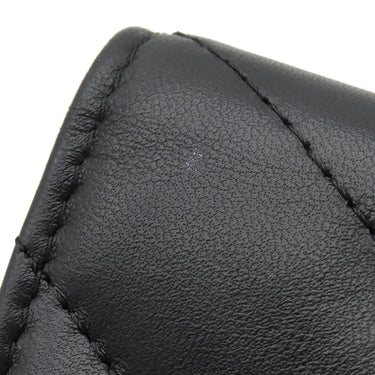 シャネル CHANEL シェブロン Vステッチ ブラック レザー ラムスキン チェーンウォレット ゴールド金具 チェーンショルダー CCボタン 黒