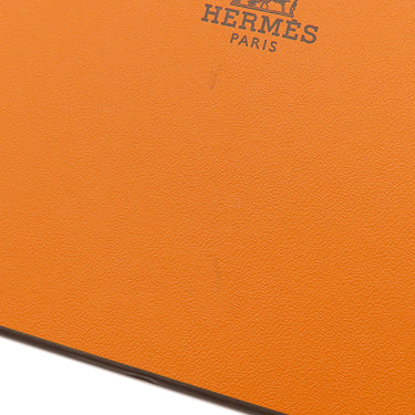 エルメス HERMES シルキー ポケット レオパード マッシュルーム×モーヴシルベストル×ヴェールフィズ シルク ヴォーエプソン ポーチ シルバー金具 オフホワイト ピンク 薄緑 アニマル柄 フラットポーチ 化粧ポーチ