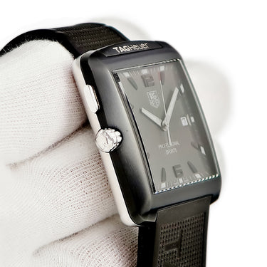 腕時計 タグホイヤー TAG Heuer プロフェッショナル スポーツ WAE1113.FT6004 クオーツ メンズ デイト グレー スクエア