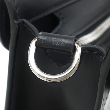 バーバリー BURBERRY BTロゴ レザー ショルダー ブラック レザー 2WAYバッグ シルバー金具 黒 白 ショルダー クラッチ