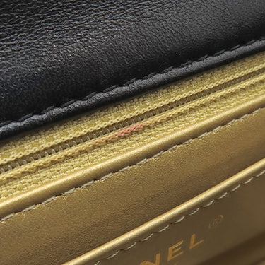 シャネル CHANEL ミニマトラッセ チェーンショルダー ブラック ラムスキン ショルダーバッグ ゴールド金具 黒 ココマーク ココボール
