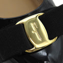 サルヴァトーレ・フェラガモ Salvatore Ferragamo ヴァリナ 1A181 574556 ブラック エナメル #6.5 パンプス ゴールド金具 黒 パテントレザー ヴァラ リボン