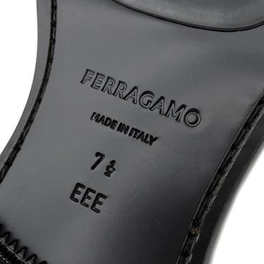 フェラガモ FERRAGAMO FORT ガンチーニ 0762695 ブラック レザー カウハイド 7 1/2 ローファー シルバー金具 黒