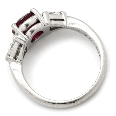 ノンブランド NON BRAND ルビー 1.76ct ダイヤ 0.621ct レッド×プラチナシルバー Pt900 ルビー ダイヤモンド リング 指輪 赤 1P 1石 1粒 プラチナ Pt900 トリリアントカット オーバル 楕円 トリロジー 10号