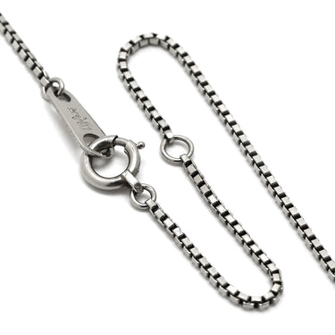 ノンブランド NON BRAND ブルーサファイア 0.74ct ダイヤペンダント ブルー×プラチナシルバー Pt900 サファイア ダイヤモンド Pt850(チェーン) ネックレス 青 ブルー プラチナ オーバルミックスカット