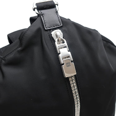 ジバンシイ GIVENCHY Gジップ バックパック BKU038K1JE ブラック ナイロン 2WAYバッグ シルバー金具 黒 ロゴ ボディバッグ リュック