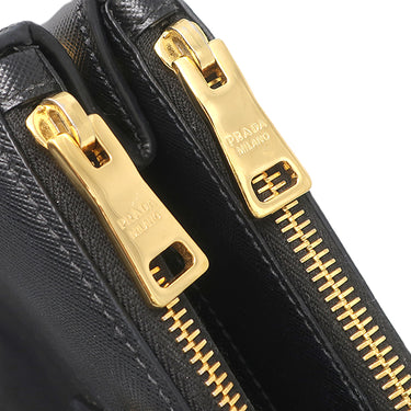 プラダ PRADA ガレリア サフィアーノ ラージバッグ 1BA274 ブラック レザー 2WAYバッグ シルバー金具 黒 ショルダー ハンドバッグ イニシャル刻印あり