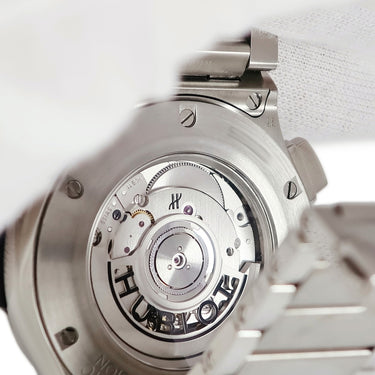 腕時計 ウブロ HUBLOT クラシックフュージョン クロノグラフ チタニウム 520.NX.1170.NX 自動巻き メンズ ブラック デイト