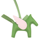 エルメス HERMES ロデオPM ペガサス ヴェールユッカ×ヴェールクリケット×モーヴペール アニョーミロ バッグチャーム 緑 ピンク