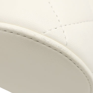 シャネル CHANEL マトラッセ ミニバケット チェーンショルダー ホワイト レザー ショルダーバッグ シャンパンゴールド金具 白 巾着バッグ