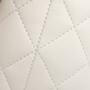 シャネル CHANEL マトラッセ ミニバケット チェーンショルダー ホワイト レザー ショルダーバッグ シャンパンゴールド金具 白 巾着バッグ