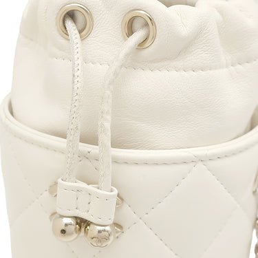 シャネル CHANEL マトラッセ ミニバケット チェーンショルダー ホワイト レザー ショルダーバッグ シャンパンゴールド金具 白 巾着バッグ