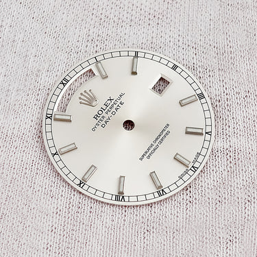 ロレックス ROLEX 純正 デイデイト 118239 118209用 ダイアル シルバー ステンレススチール 腕時計パーツ 三針付き 文字盤 シルバー 部品 替え 交換 パーツ 美品 28ｍｍ