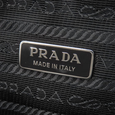 プラダ PRADA トライアングル クラッチ 1NE039 ビアンコ レザー クラッチバッグ シルバー金具 白 三角ロゴ ポーチ