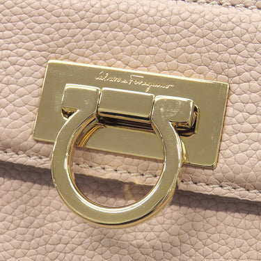 サルヴァトーレ・フェラガモ Salvatore Ferragamo ガンチーニ ベージュ レザー 2WAYバッグ ゴールド金具 ハンドバッグ ショルダーバッグ ピンクベージュ