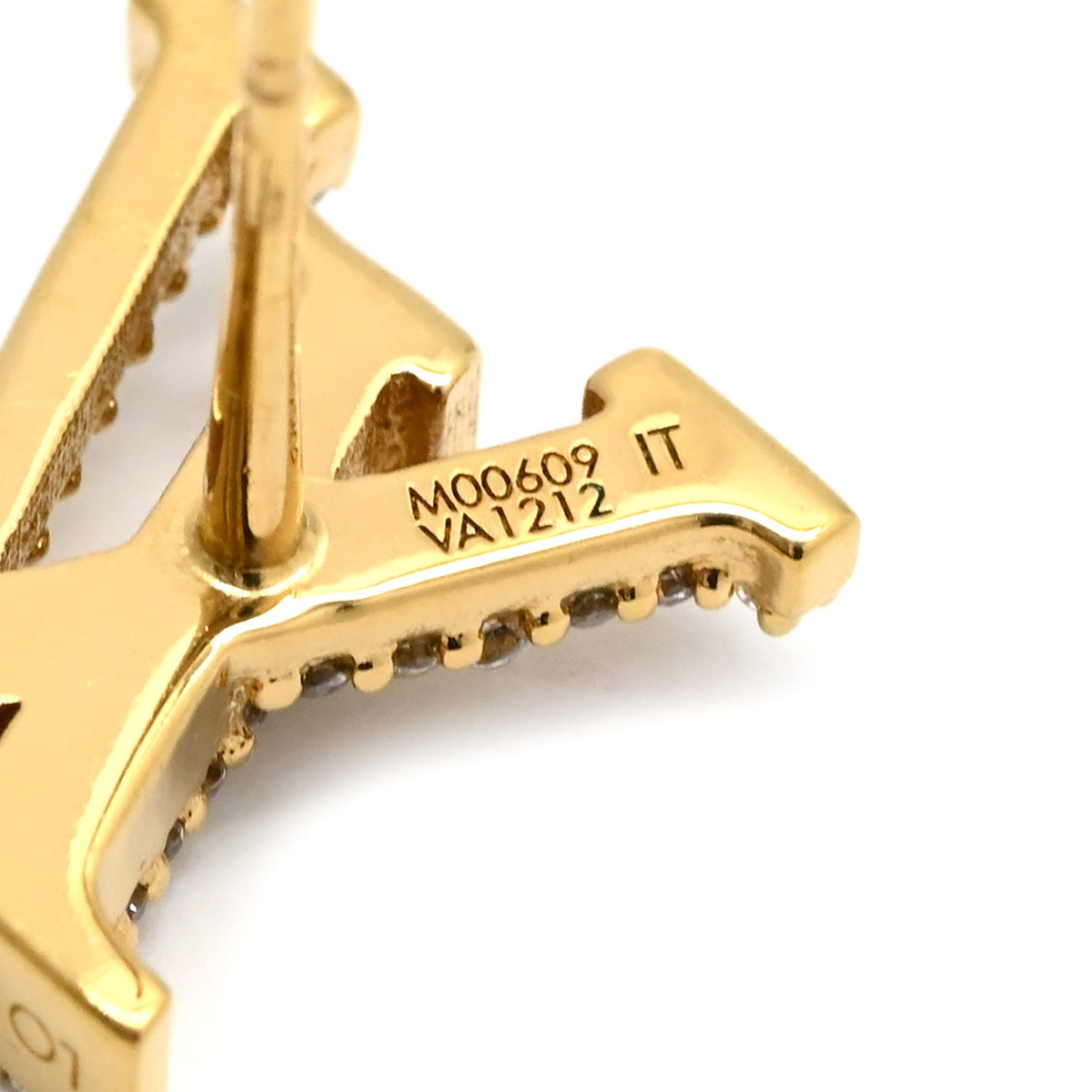 ルイヴィトン LOUIS VUITTON LV アイコニック ストラス M00609